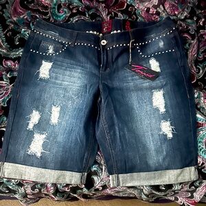 Distressed Jean Shorts!!
